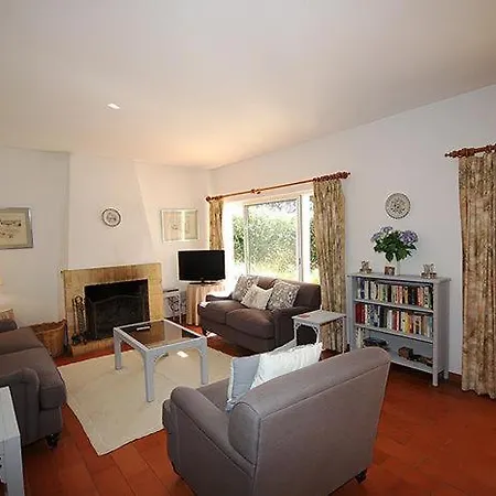 Villa Sleeps 8 Pool Wifi T480154 *